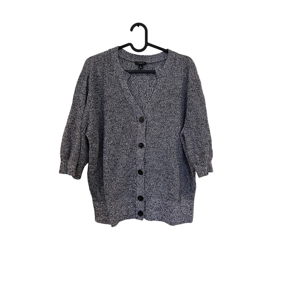 Grey heathered cardigan with button front